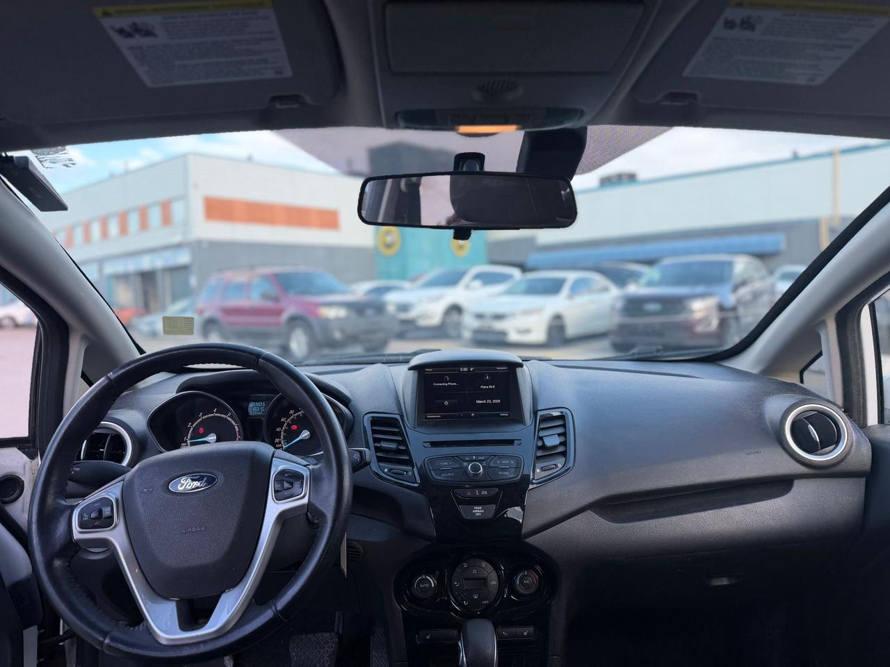 2014 Ford Fiesta SE Photo