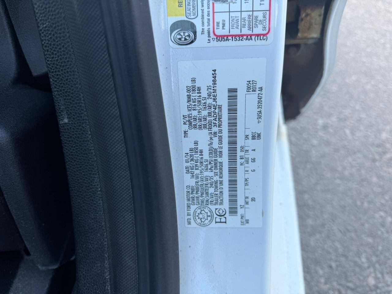 2014 Ford Fiesta SE Photo