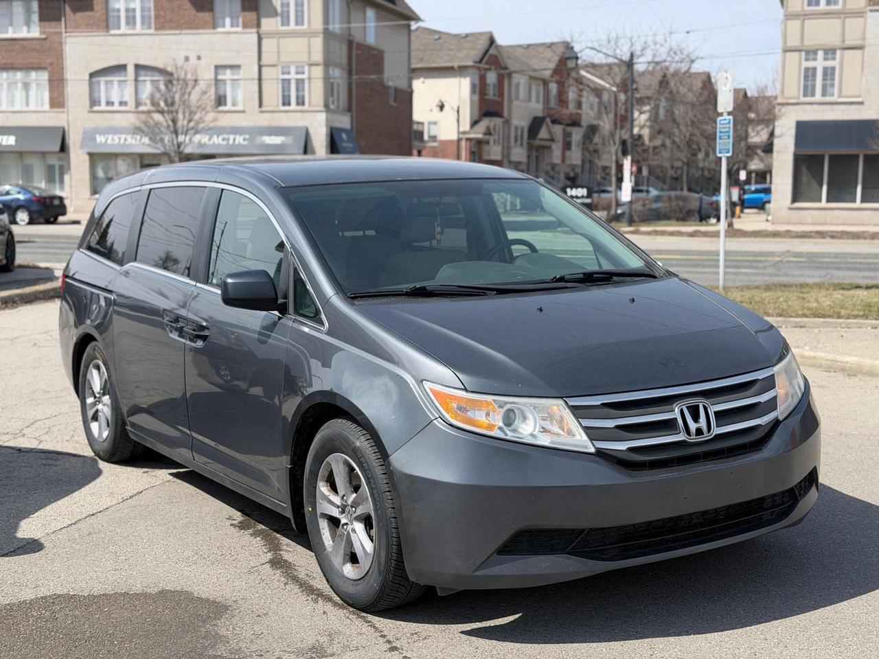 2011 Honda Odyssey LX Photo