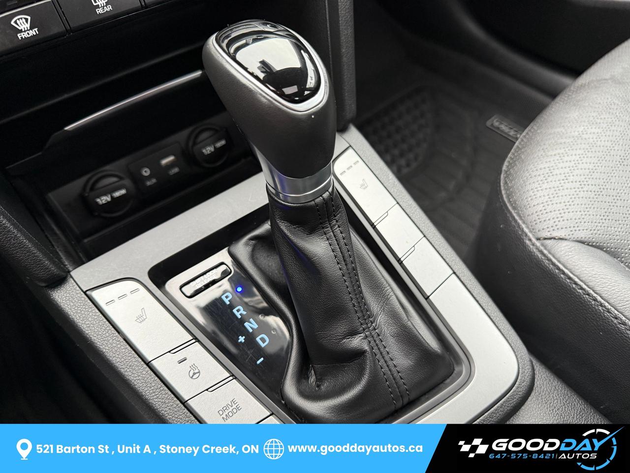 2017 Hyundai Elantra Limited Ultimate DEALER SERVICED 2 SETS OF WHEELS Photo