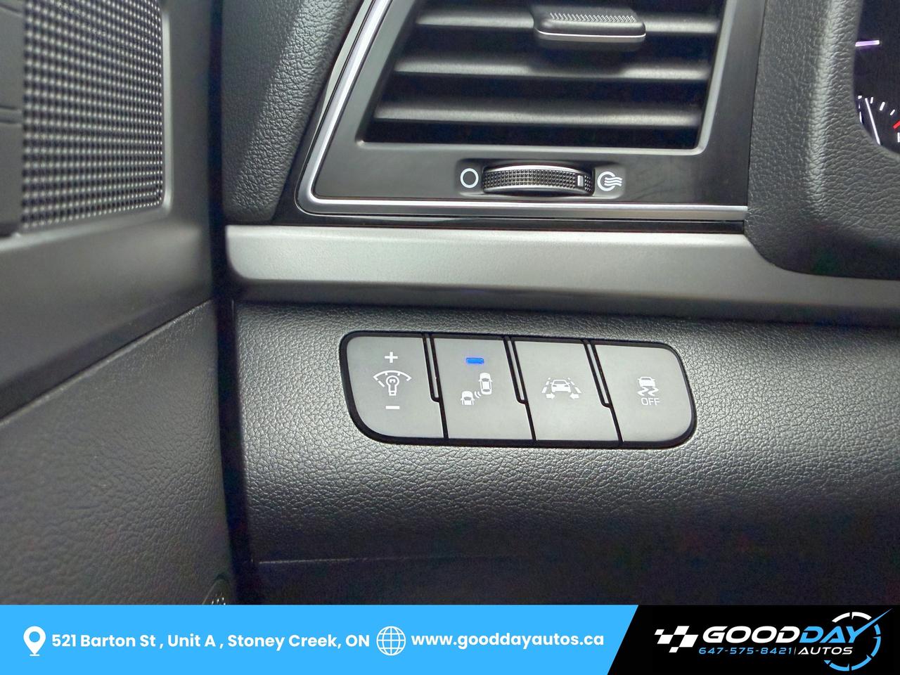 2017 Hyundai Elantra Limited Ultimate DEALER SERVICED 2 SETS OF WHEELS Photo