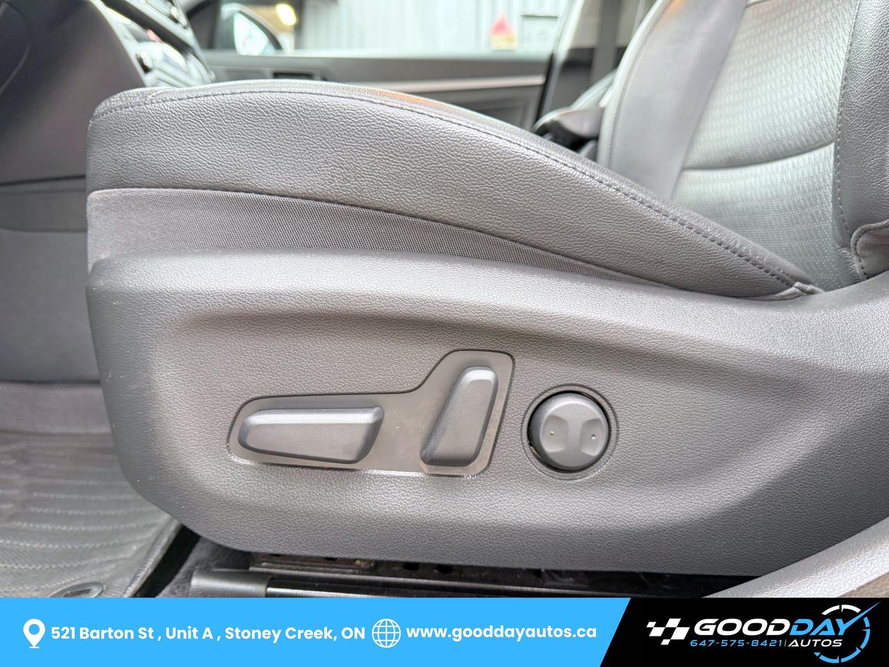 2017 Hyundai Elantra Limited Ultimate DEALER SERVICED 2 SETS OF WHEELS Photo