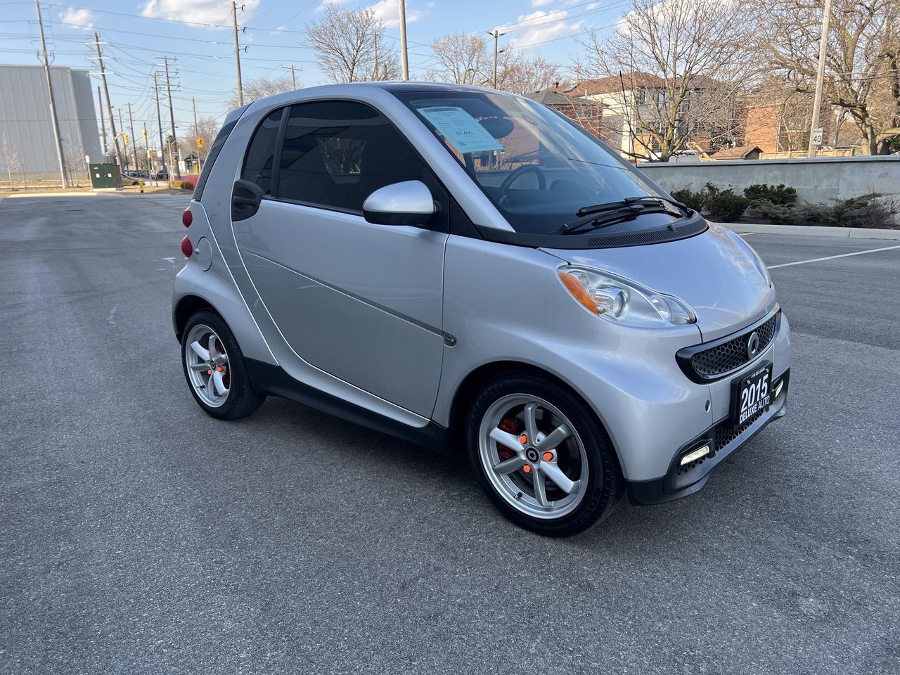 2015 Smart fortwo Pure Photo