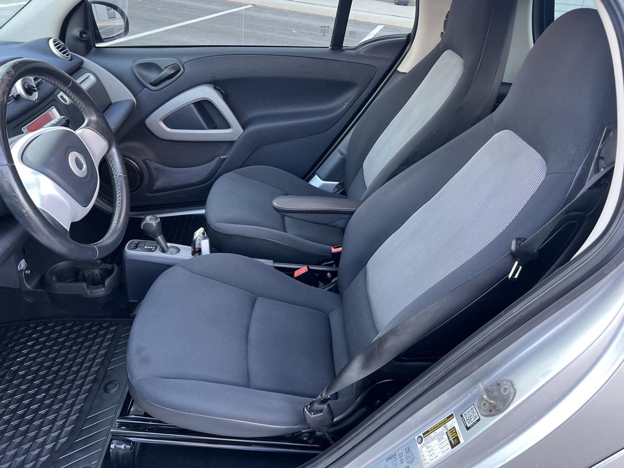 2015 Smart fortwo Pure Photo