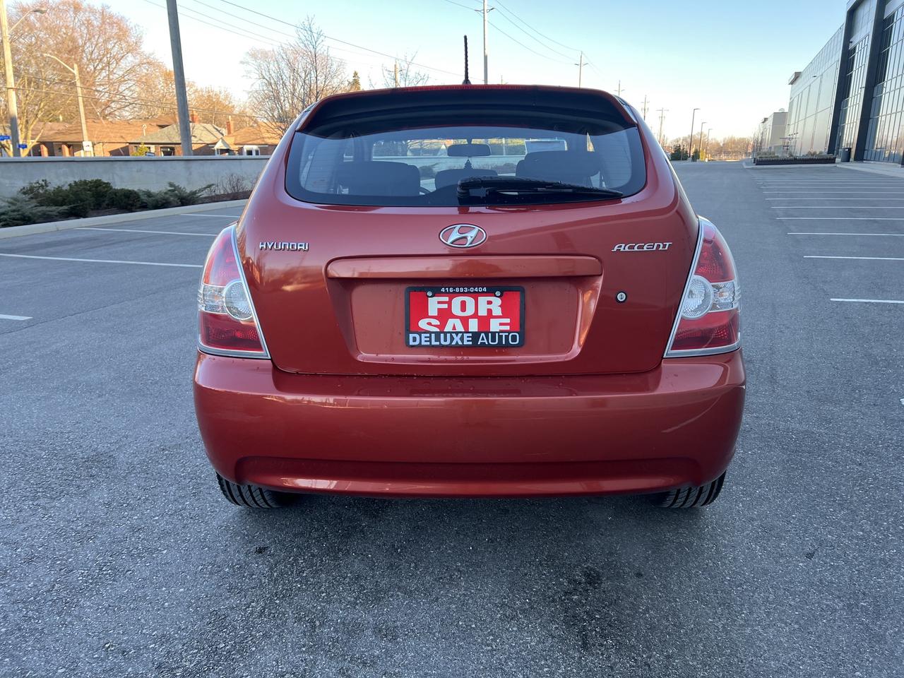 2007 Hyundai Accent SE Photo