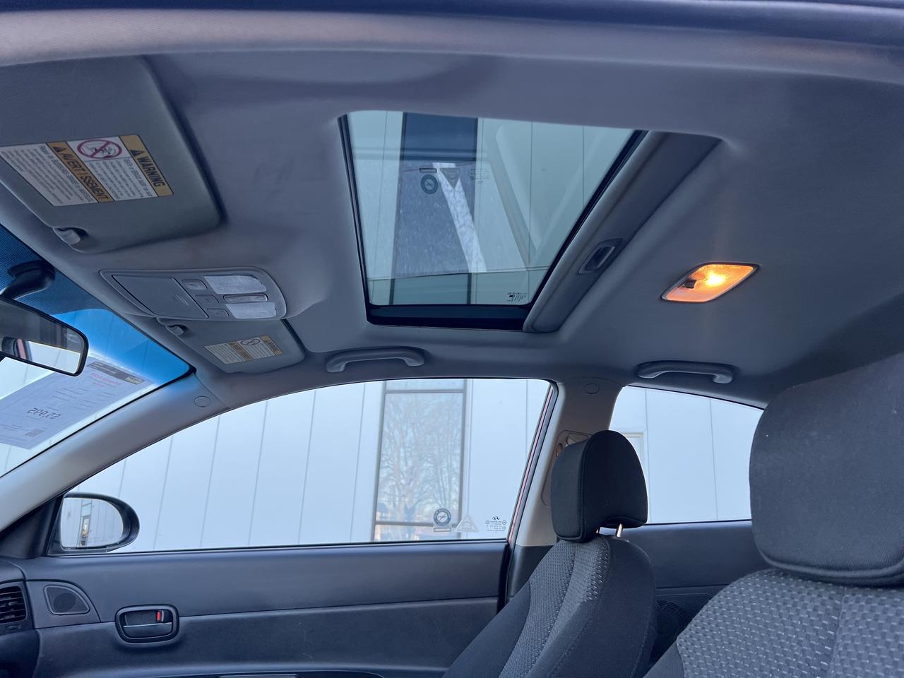 2007 Hyundai Accent SE Photo