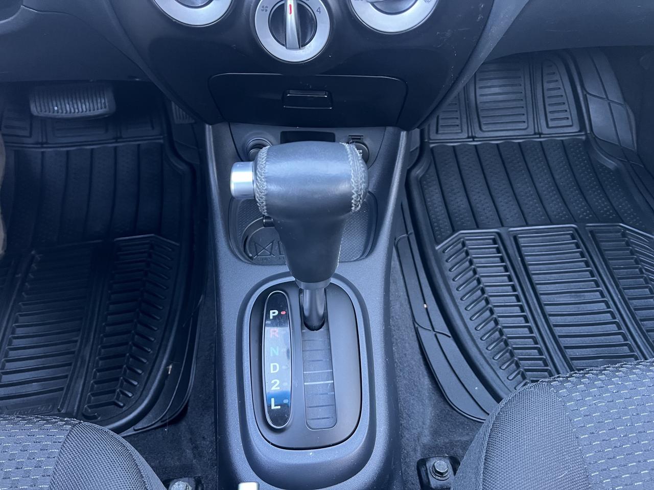 2007 Hyundai Accent SE Photo