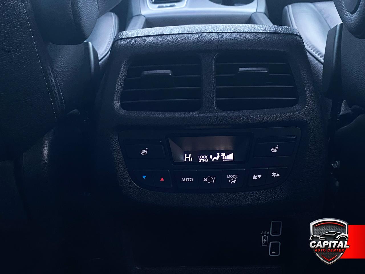 2020 Honda Pilot EX-L Photo