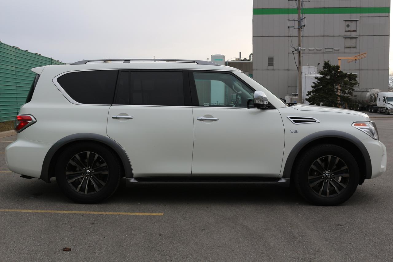 2017 Nissan Armada Platinum Photo