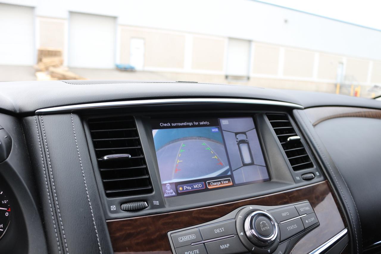 2017 Nissan Armada Platinum Photo