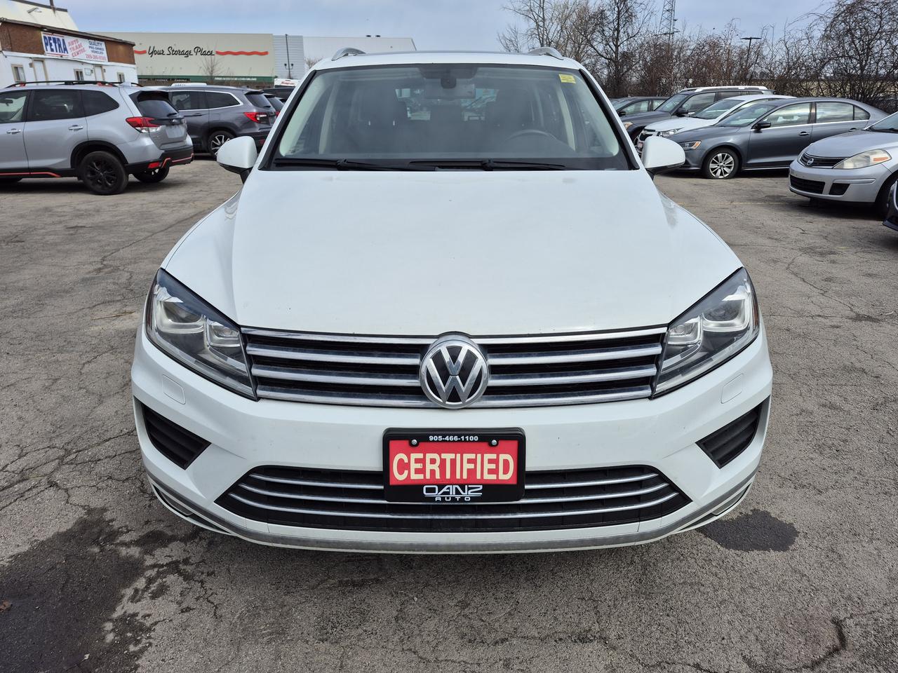 2016 Volkswagen Touareg Lux Photo