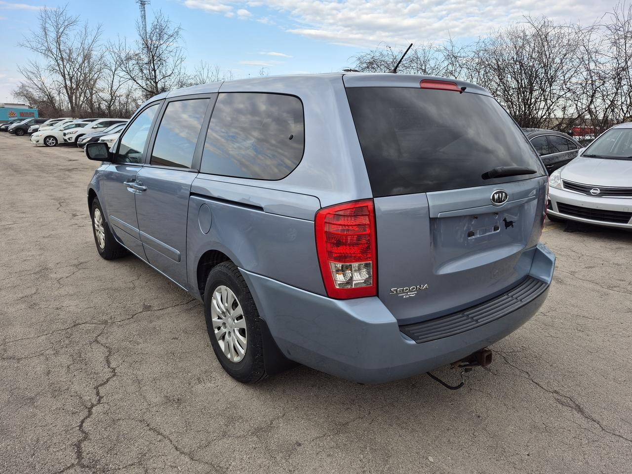 2012 Kia Sedona LX Photo