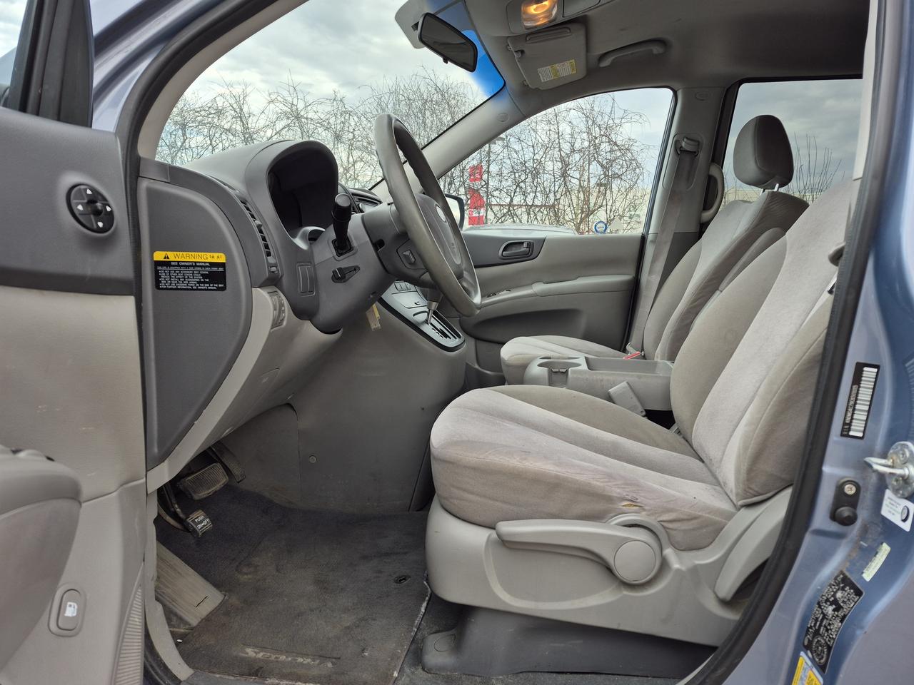 2012 Kia Sedona LX Photo