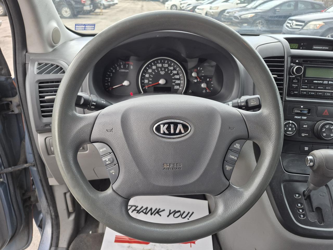 2012 Kia Sedona LX Photo