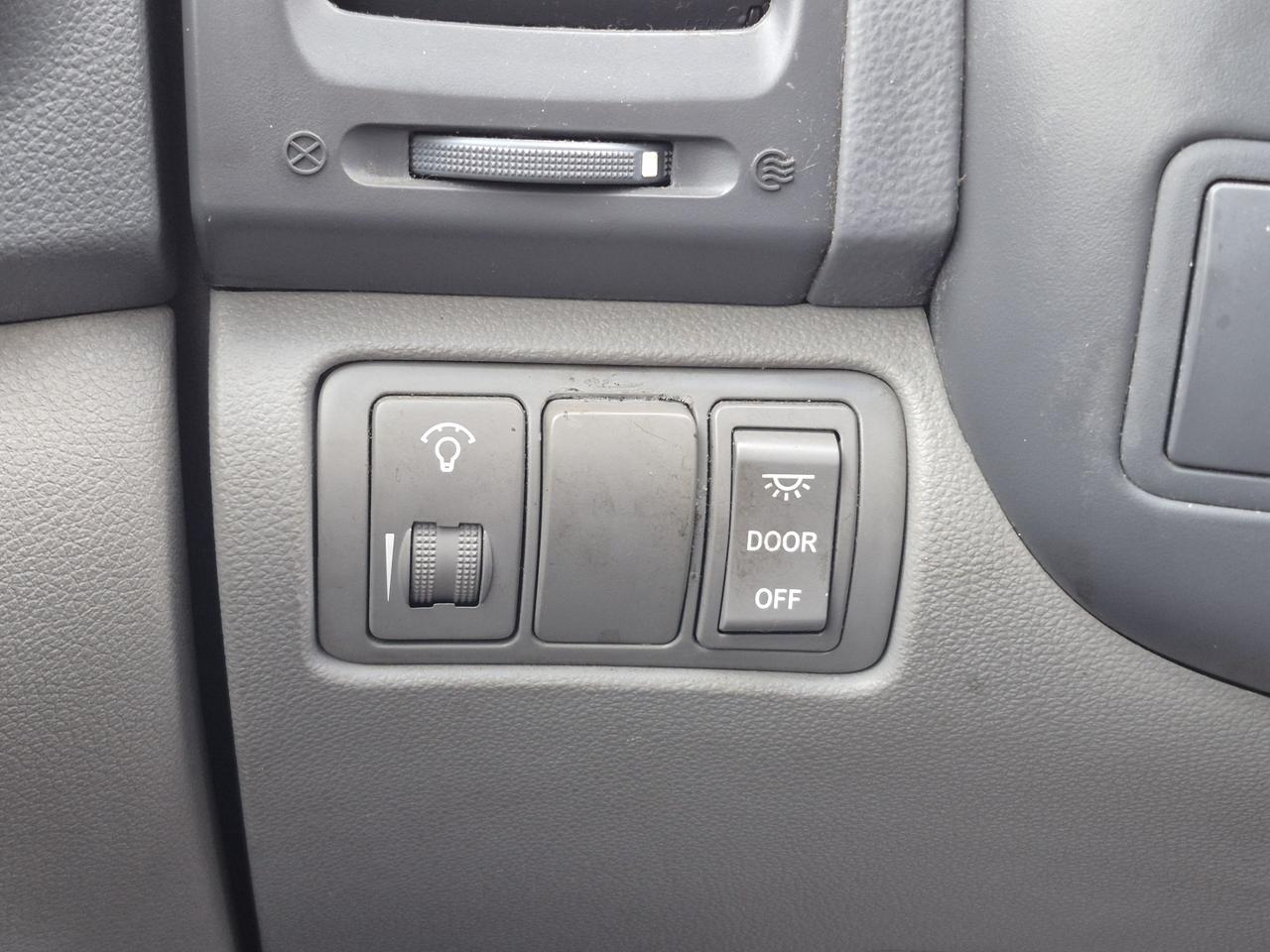 2012 Kia Sedona LX Photo