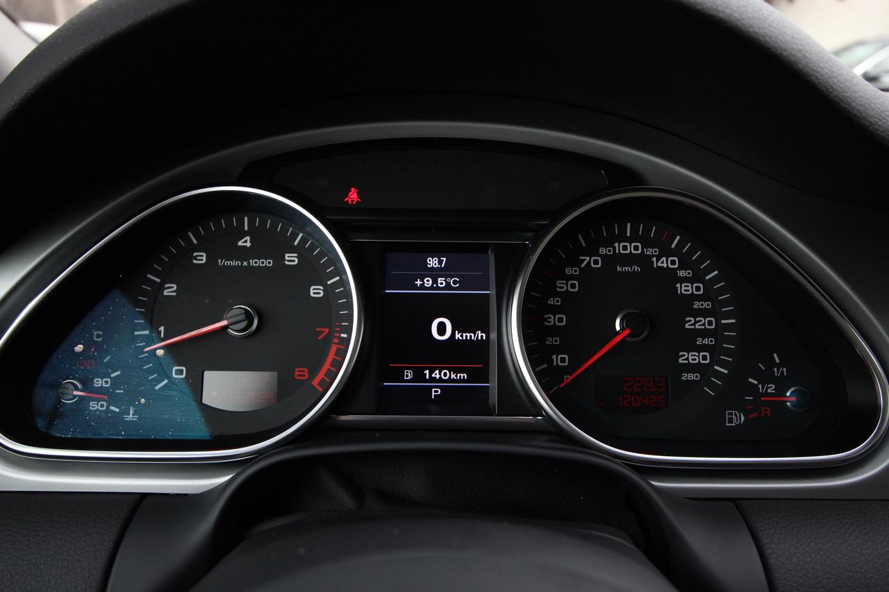 2010 Audi Q7 PRESTIGE S LINE - ACCIDENT FREE- 4.2 V8 Photo