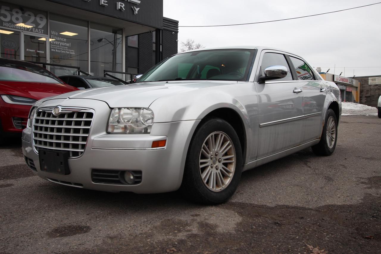 2010 Chrysler 300 Touring V6 RWD -  AS IS SPECIAL Photo