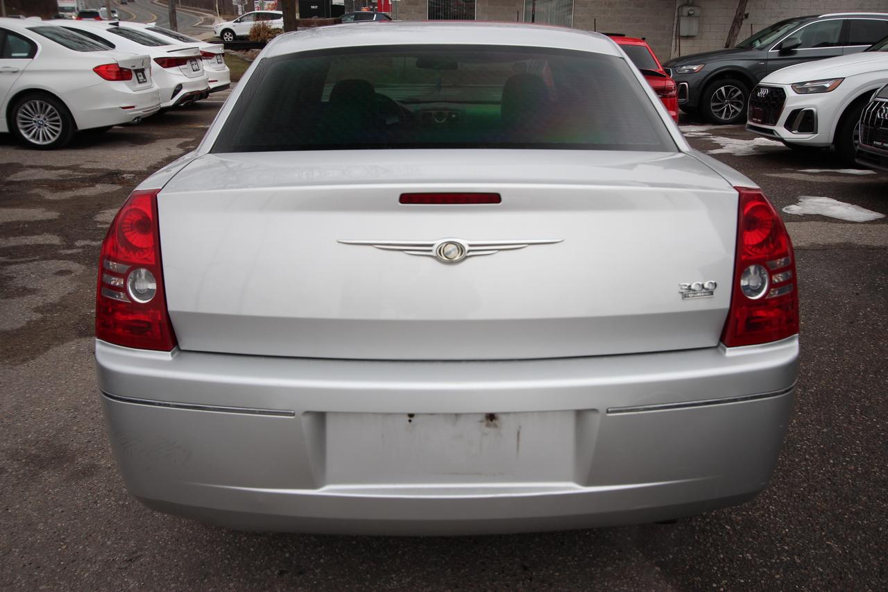 2010 Chrysler 300 Touring V6 RWD -  AS IS SPECIAL Photo