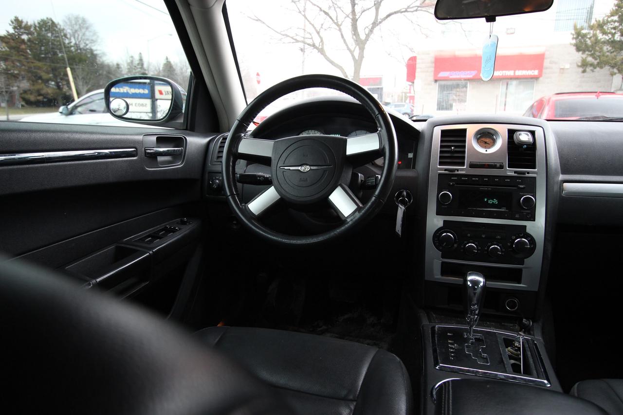 2010 Chrysler 300 Touring V6 RWD -  AS IS SPECIAL Photo