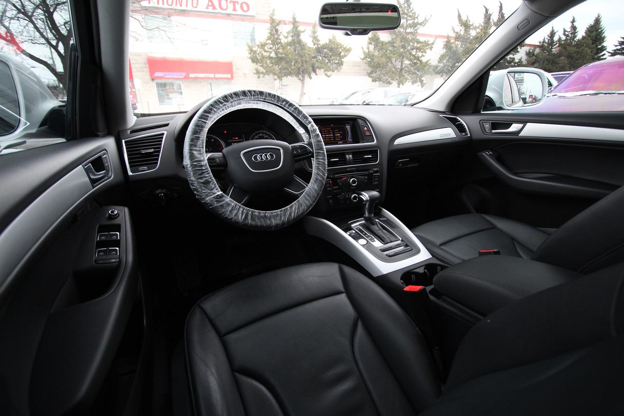2017 Audi Q5 Premium - ACCIDENT FREE ONE OWNER NO ACCIDENTS Photo3