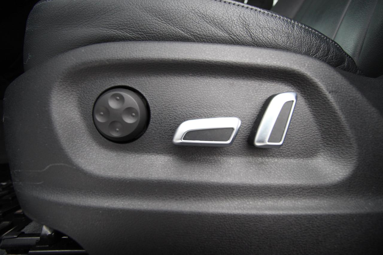 2017 Audi Q5 Premium - ACCIDENT FREE ONE OWNER NO ACCIDENTS Photo