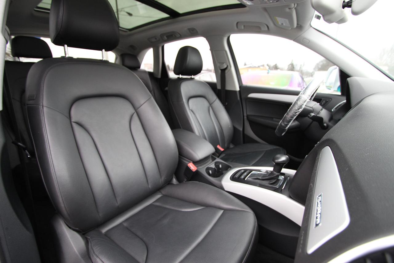 2017 Audi Q5 Premium - ACCIDENT FREE ONE OWNER NO ACCIDENTS Photo