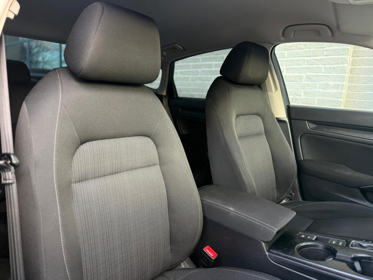 2022 Honda Civic LX Photo
