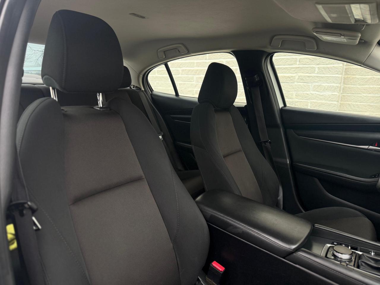 2021 Mazda MAZDA3 GX Photo