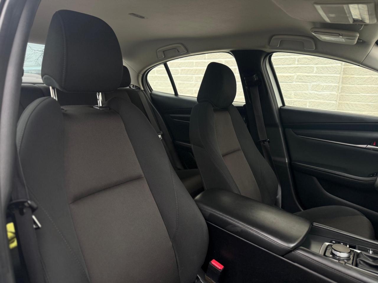 2021 Mazda MAZDA3 GX Photo