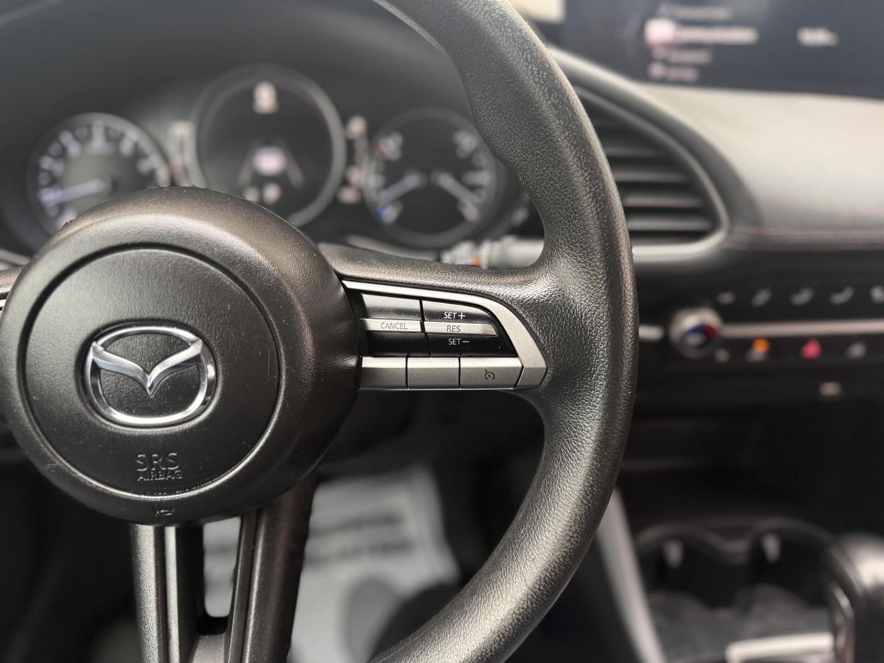 2021 Mazda MAZDA3 GX Photo