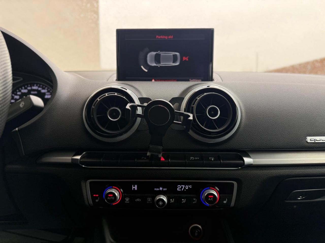 2015 Audi A3 TECHNIK Photo