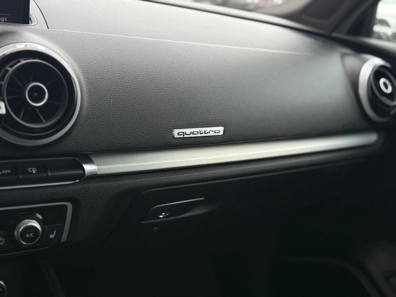 2015 Audi A3 TECHNIK Photo