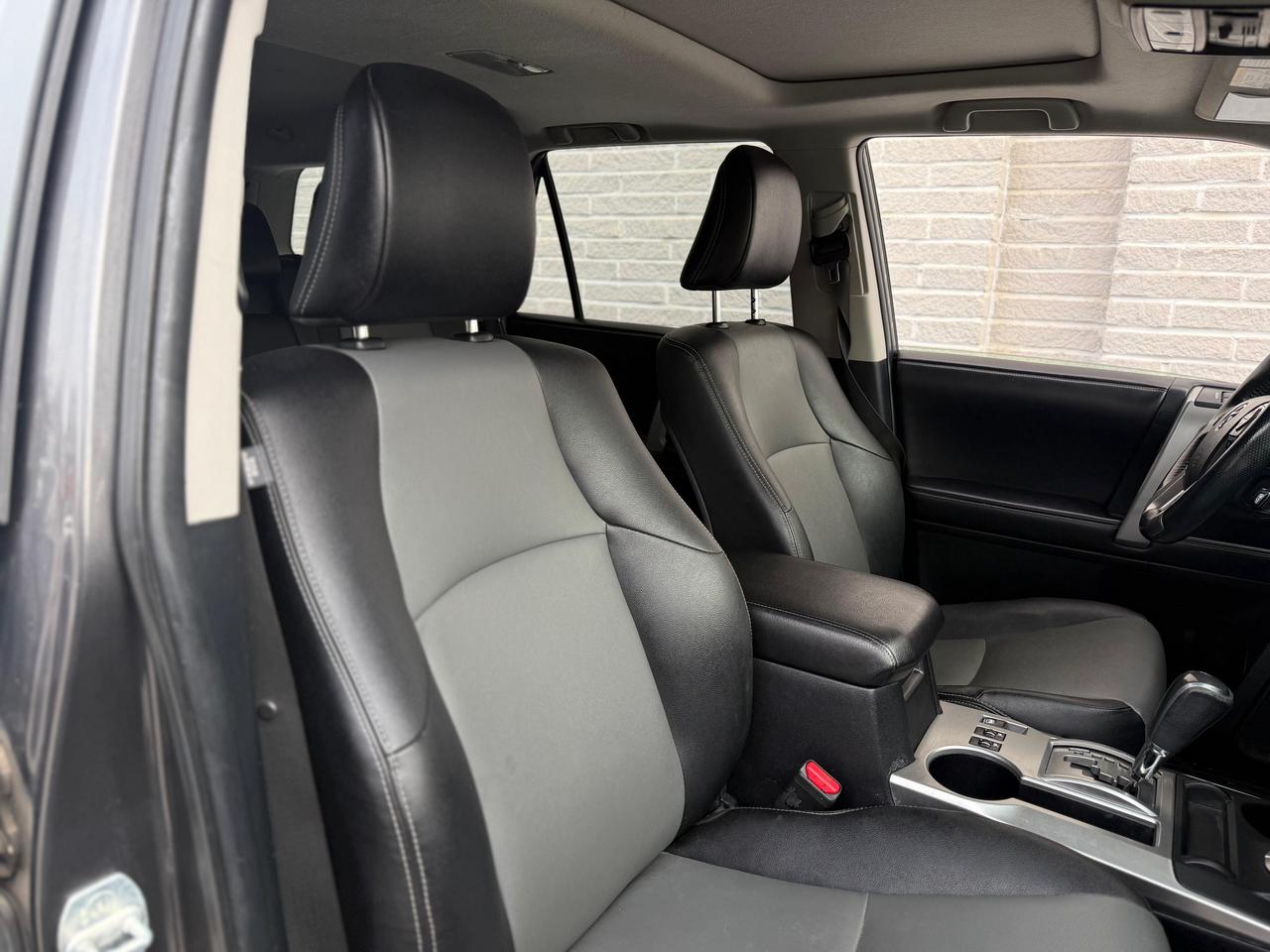 2016 Toyota 4Runner SR5 Photo