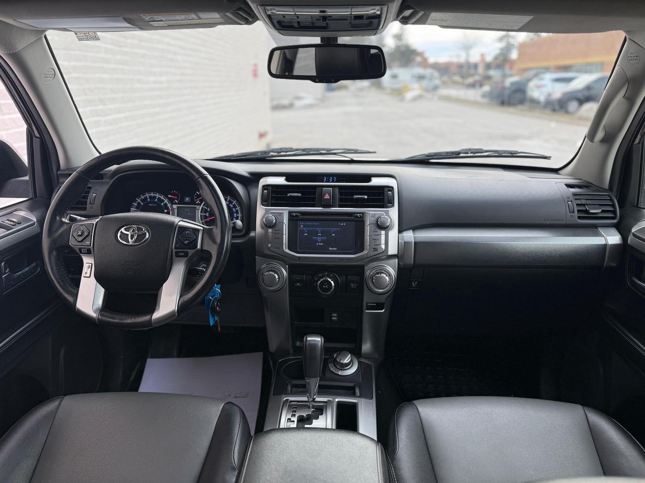 2016 Toyota 4Runner SR5 Photo