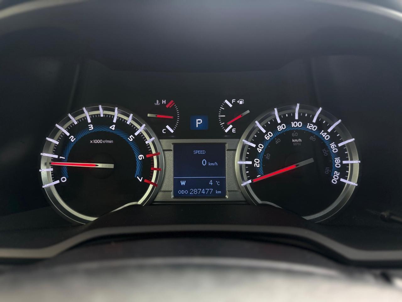 2016 Toyota 4Runner SR5 Photo