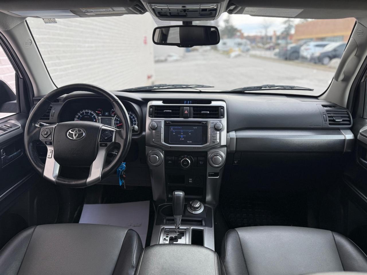 2016 Toyota 4Runner SR5 Photo
