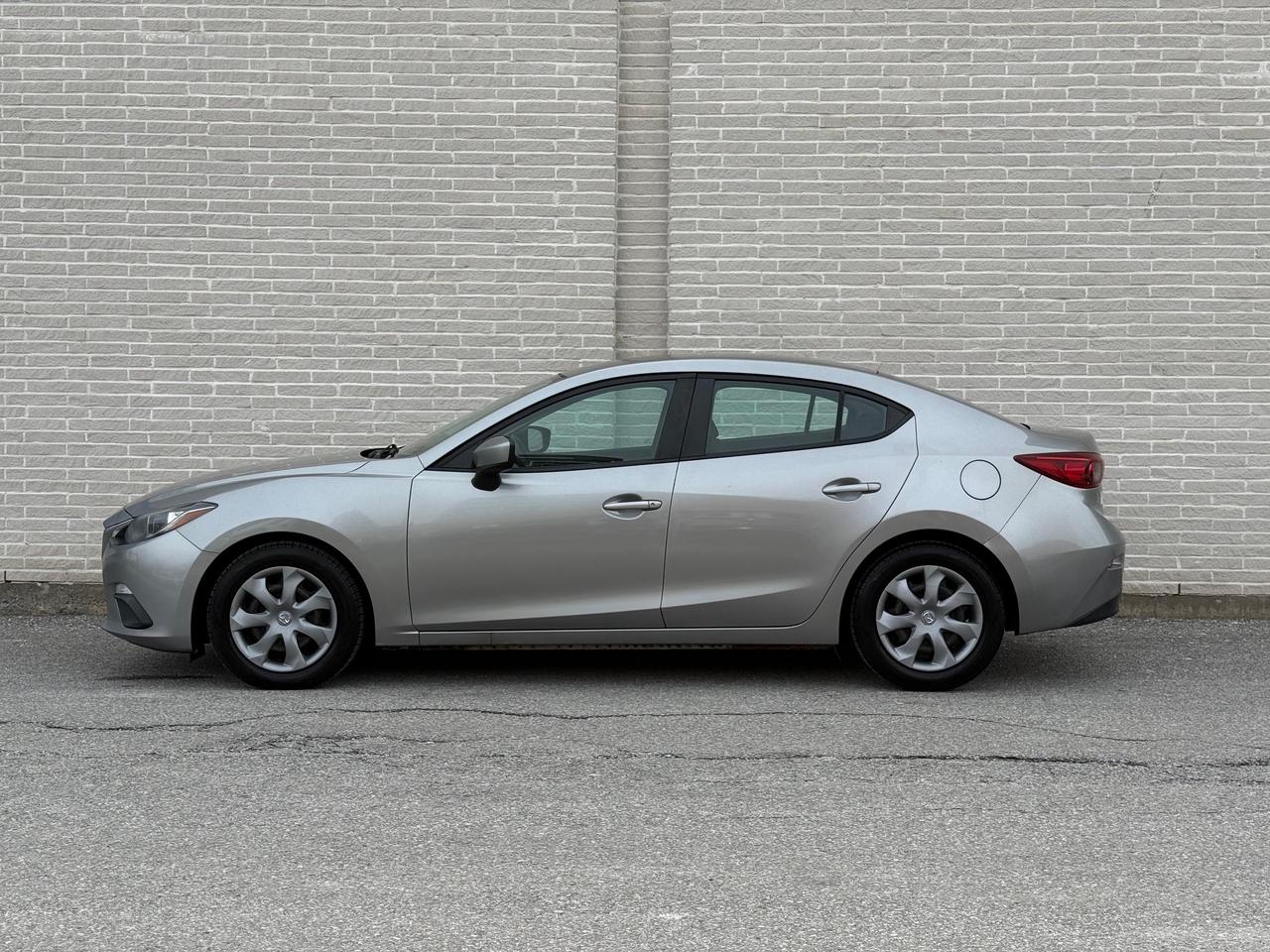2015 Mazda MAZDA3 I Sport Photo