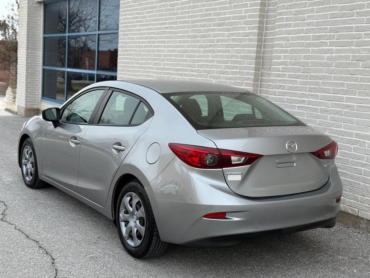 2015 Mazda MAZDA3 I Sport Photo