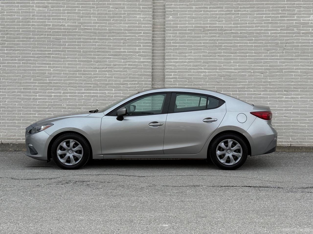 2015 Mazda MAZDA3 I Sport Photo