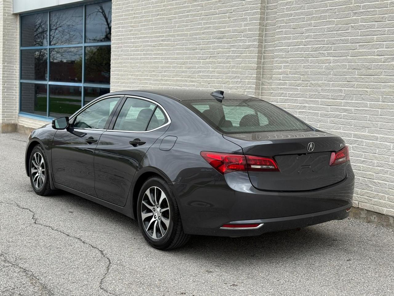 2015 Acura TLX Tech Photo