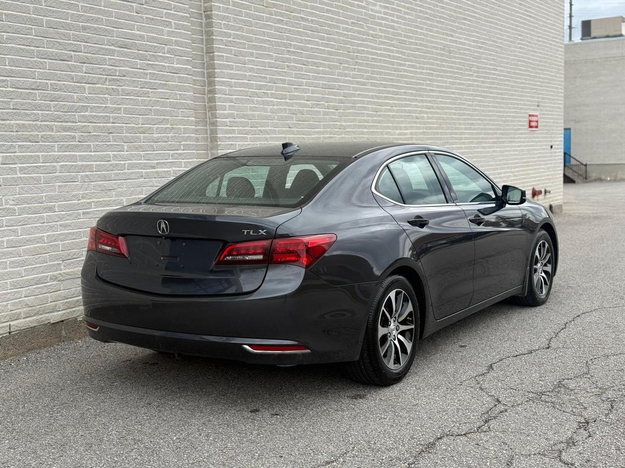 2015 Acura TLX Tech Photo