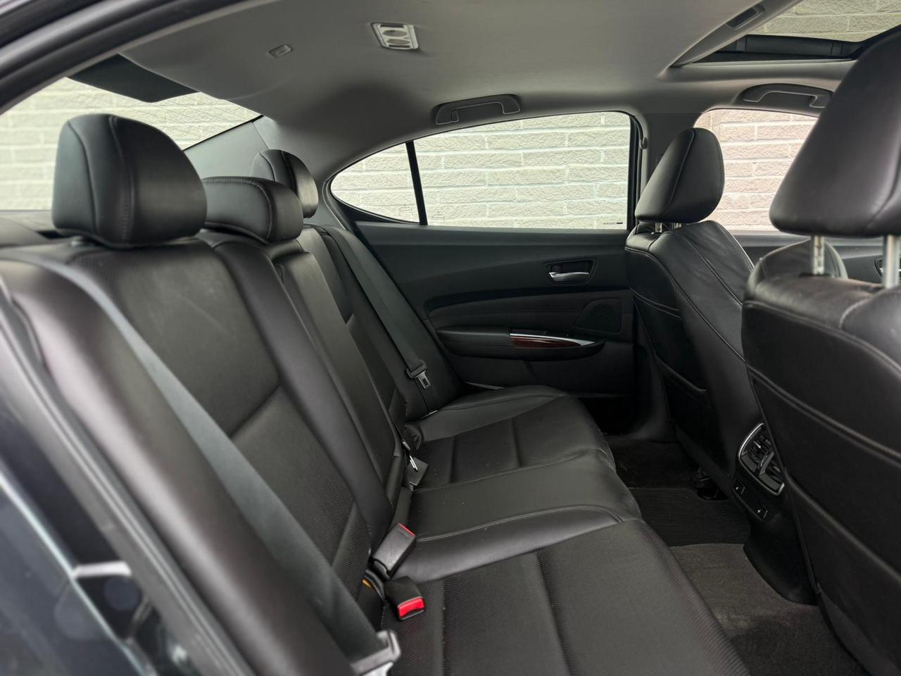 2015 Acura TLX Tech Photo