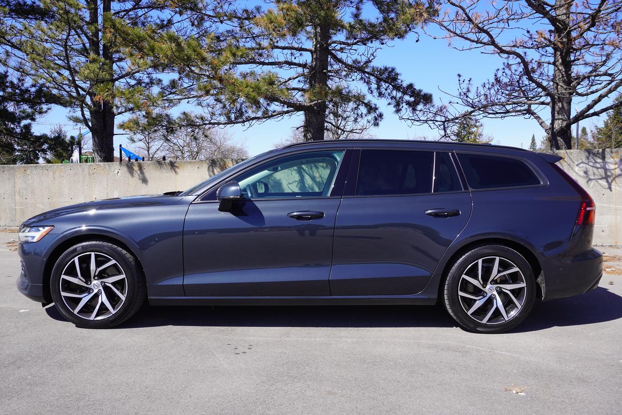 2019 Volvo V60 T6 / NO ACCIDENTS / TWEED INT / LOW KM'S/ MOMENTUM Photo