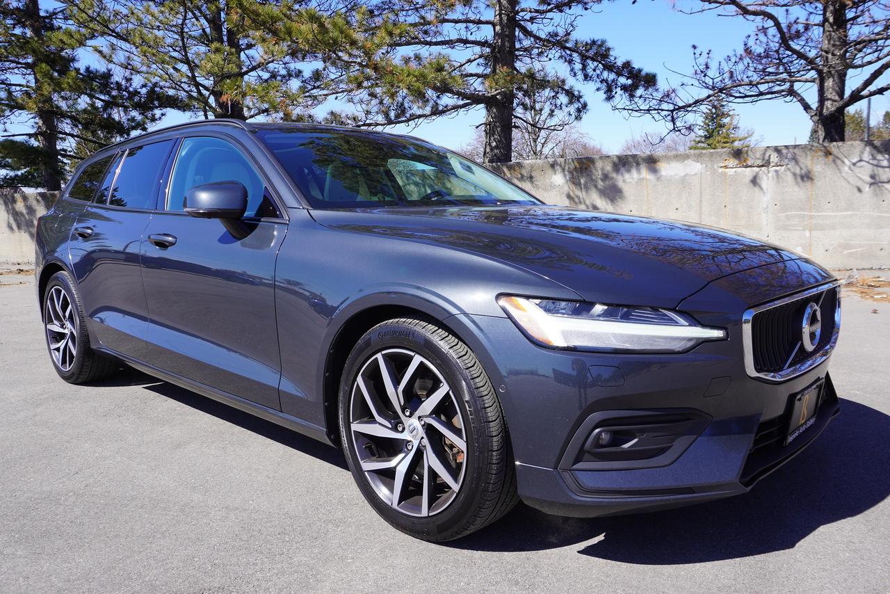 2019 Volvo V60 T6 / NO ACCIDENTS / TWEED INT / LOW KM'S/ MOMENTUM Photo