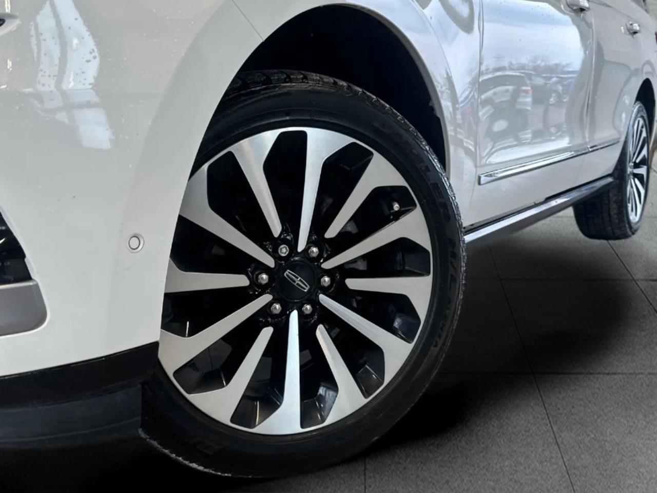 2022 Lincoln Navigator Reserve 4dr 4x4 Photo