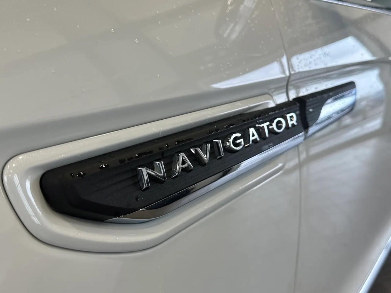 2022 Lincoln Navigator Reserve 4dr 4x4 Photo