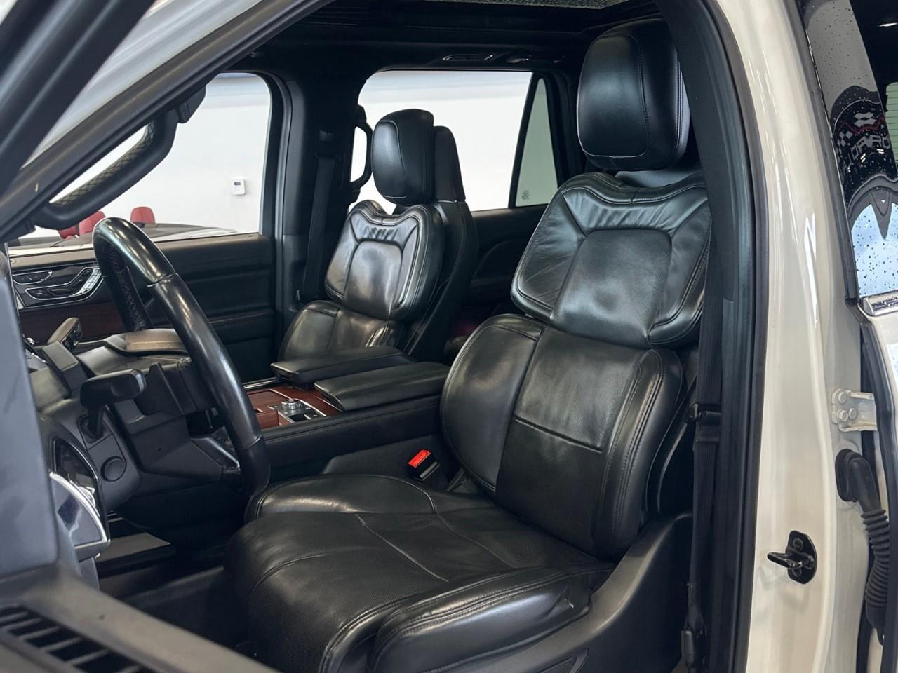 2022 Lincoln Navigator Reserve 4dr 4x4 Photo