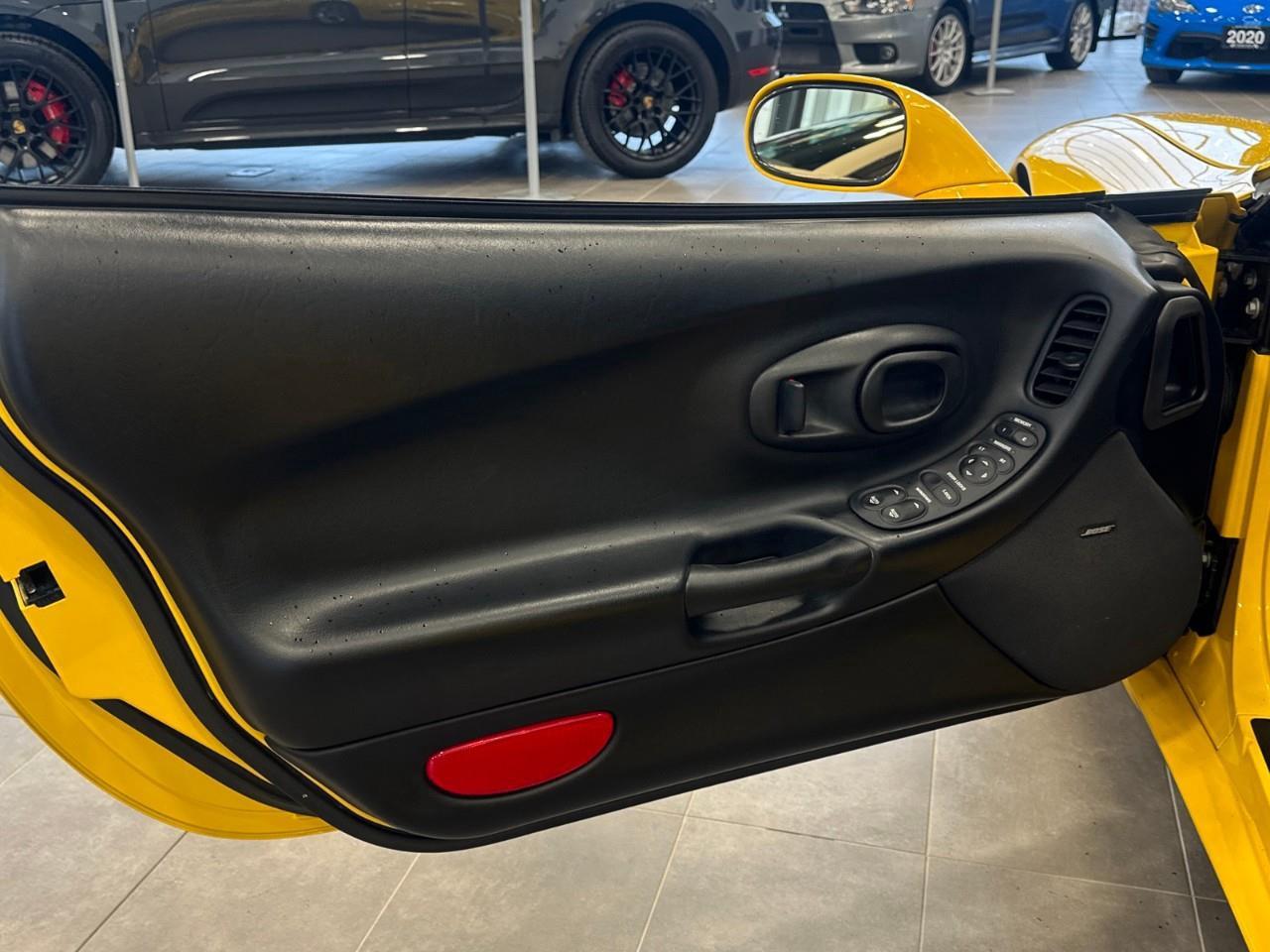 2002 Chevrolet Corvette Base 2dr Convertible Photo