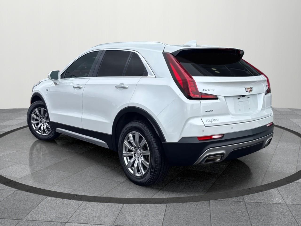 2019 Cadillac XT4 Premium Luxury 4dr All-Wheel Drive Photo3