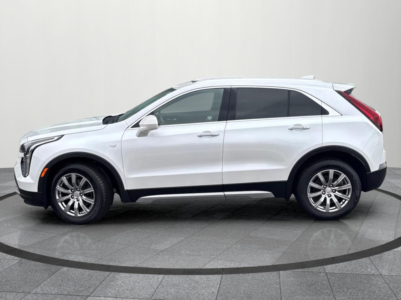 2019 Cadillac XT4 Premium Luxury 4dr All-Wheel Drive Photo2